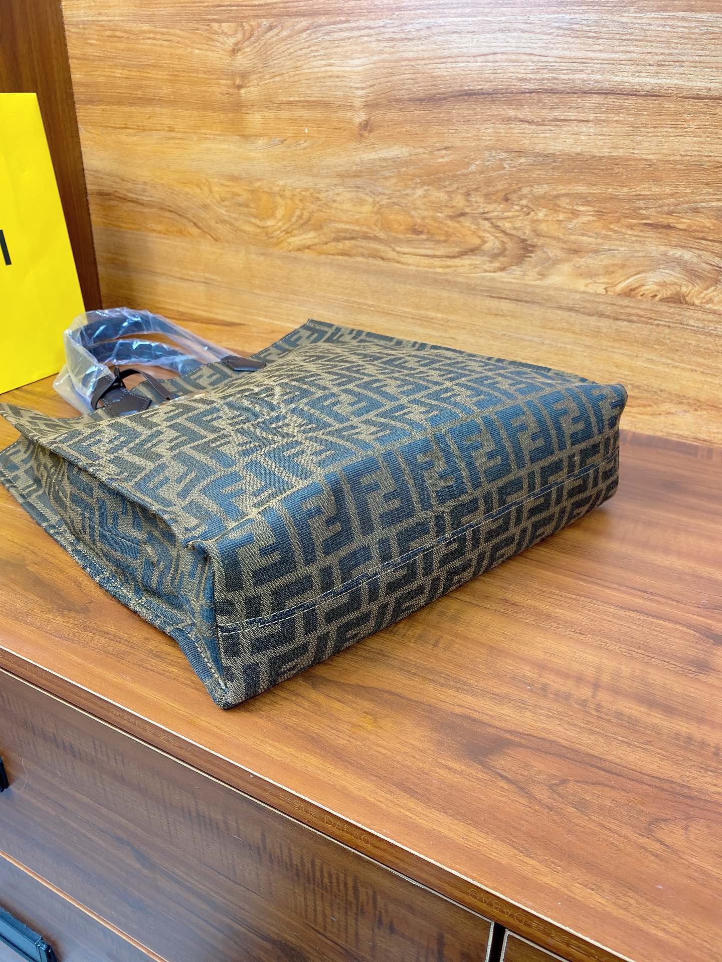 NEW Arrival Bags Fendi 146
