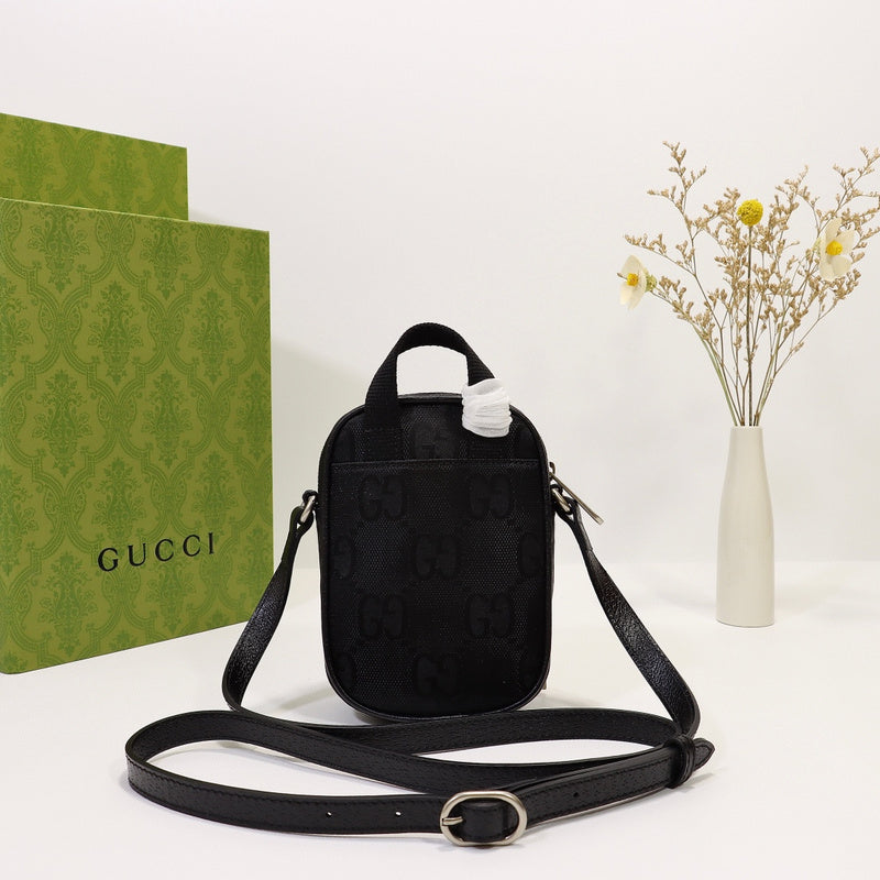 GGG - Bags District - 015