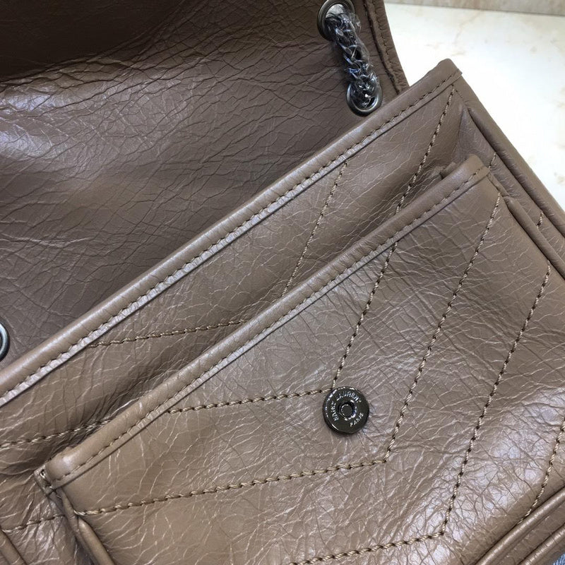SLY - Bags District - 640