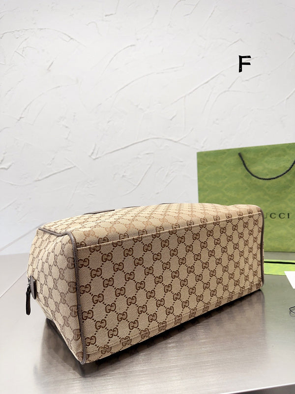 Luxury - Gucci Bags - 216