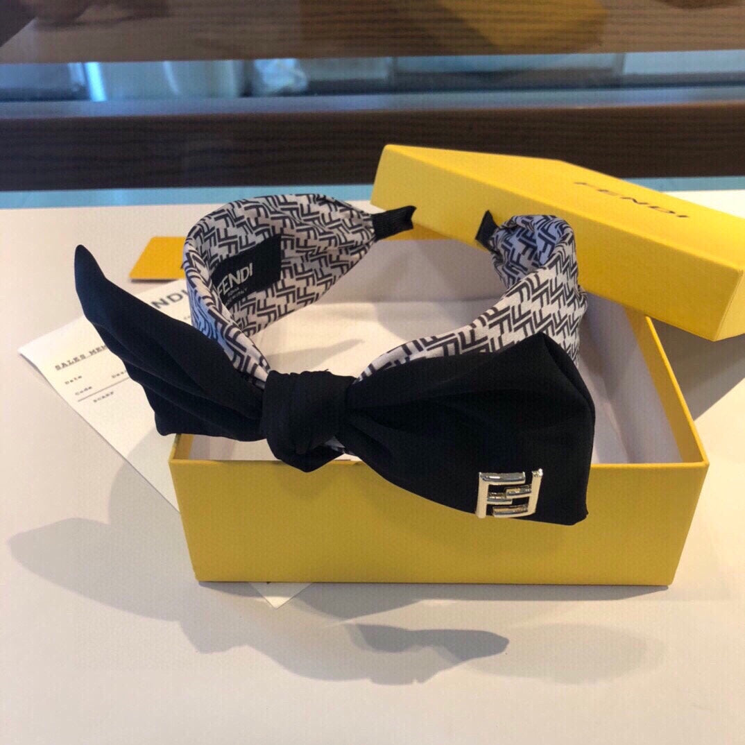 Luxury Hair Band Fendi 051