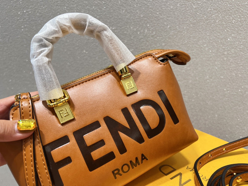 Luxury  Bags Fendi 275
