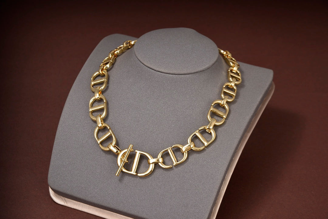 BG - Holiday Necklace dior014