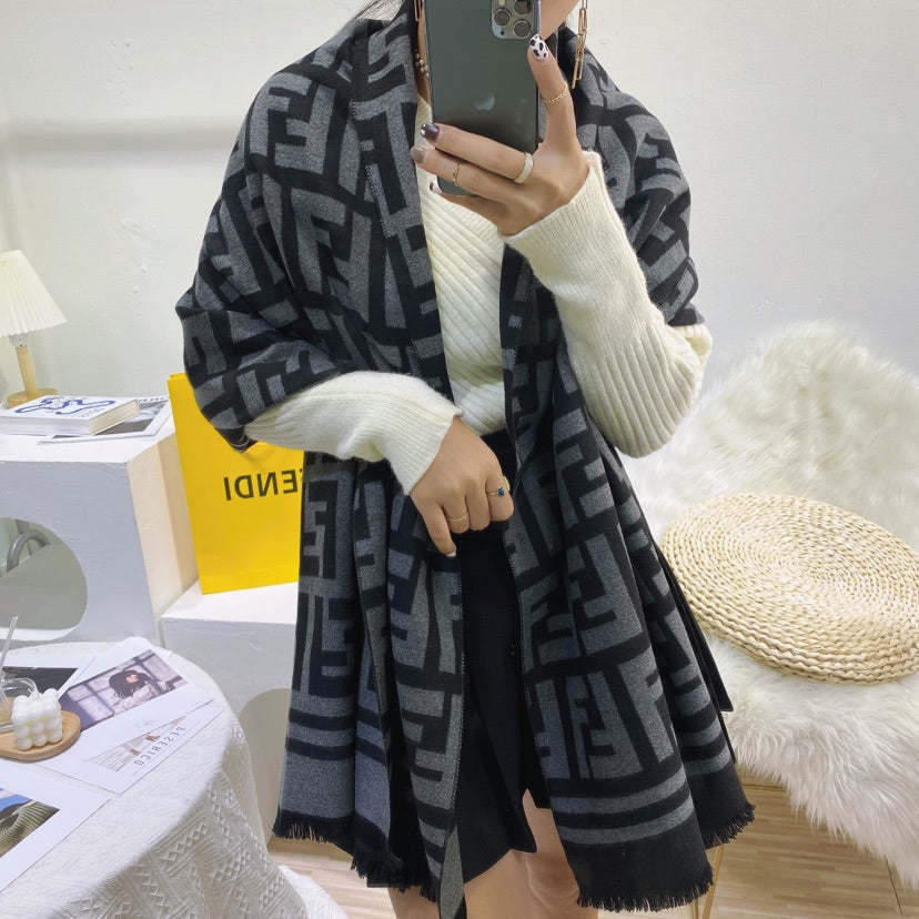 Luxury Fendi  Scarf 012
