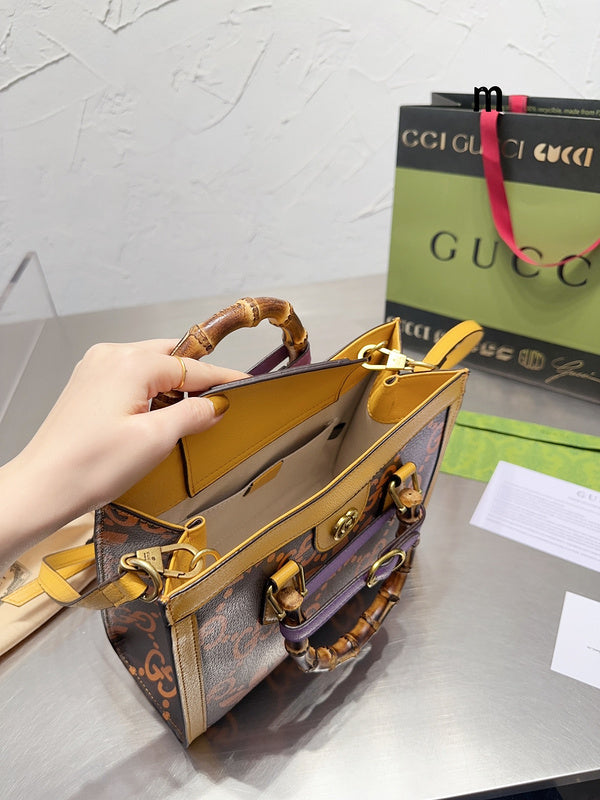 Luxury - Gucci Bags - 354