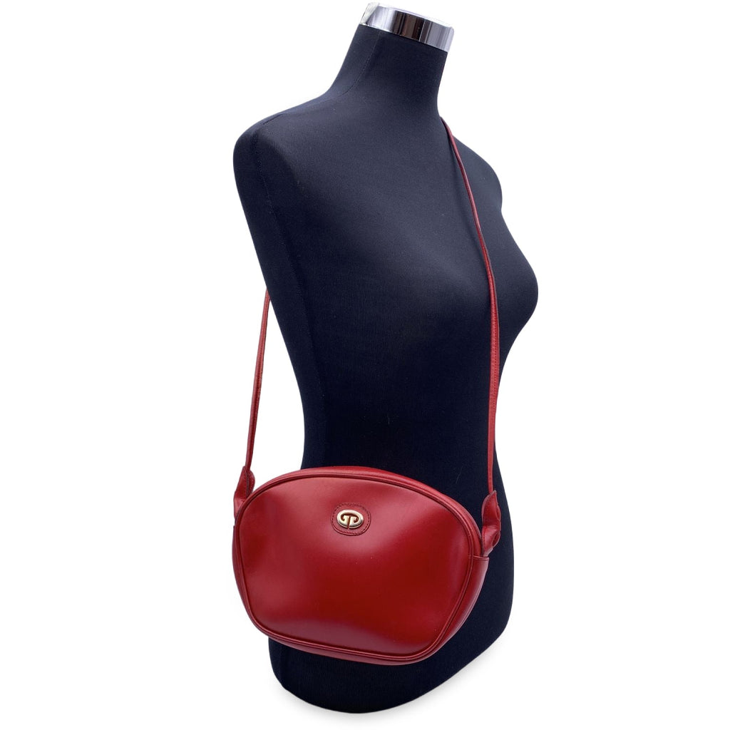 Gucci Vintage Red Leather Small Crossbody Messenger Bag
