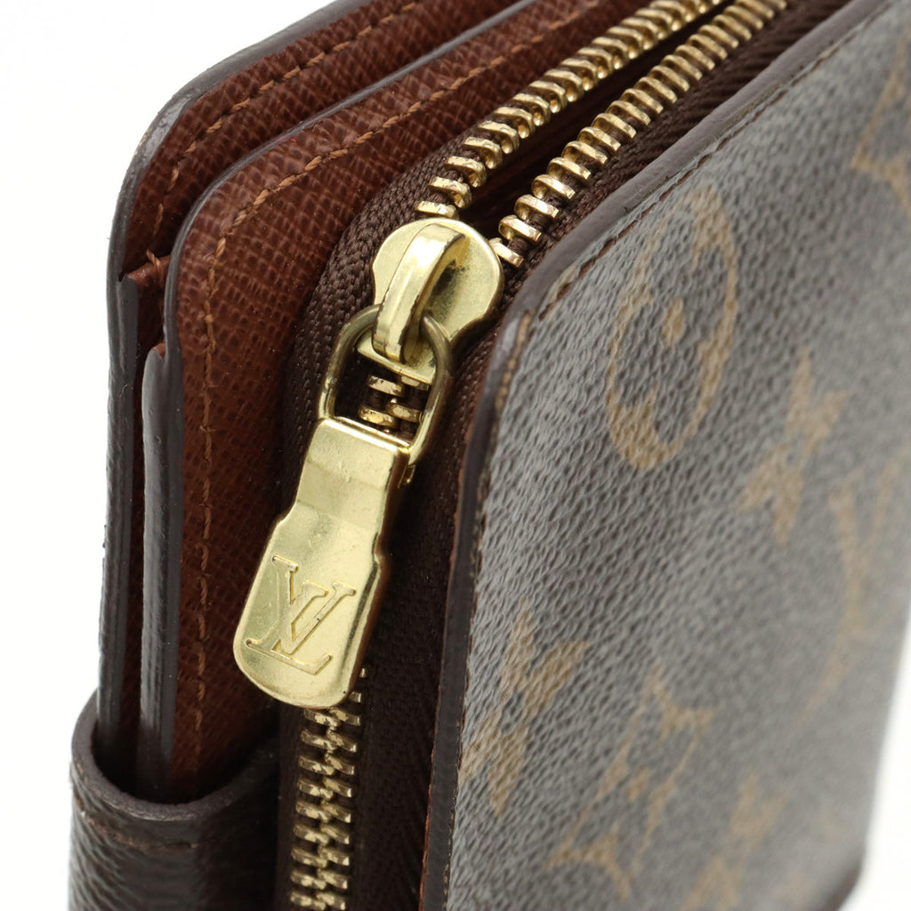 Louis Vuitton Monogram Compact Jeep Co Wallet with two folded wallets Louis Vuitton M61667