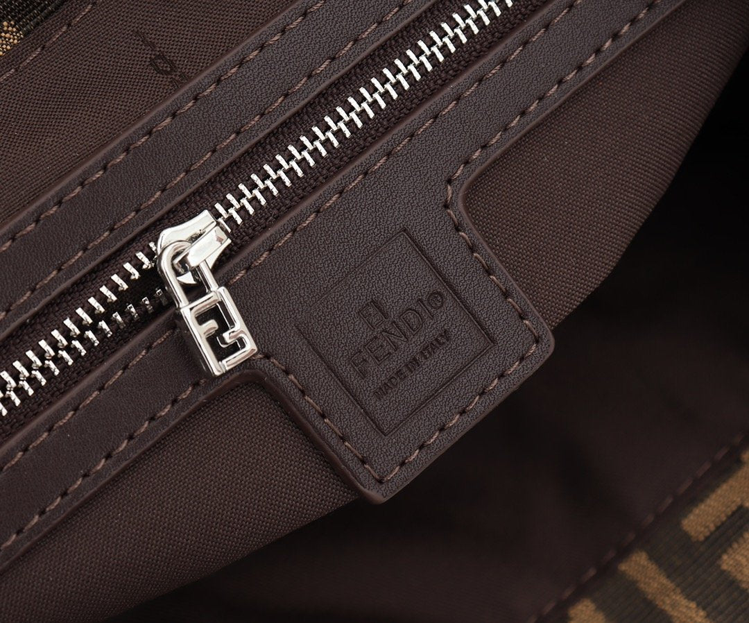 Designer Handbags Fendi 102