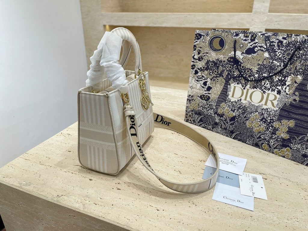 Designer Handbags dior 330
