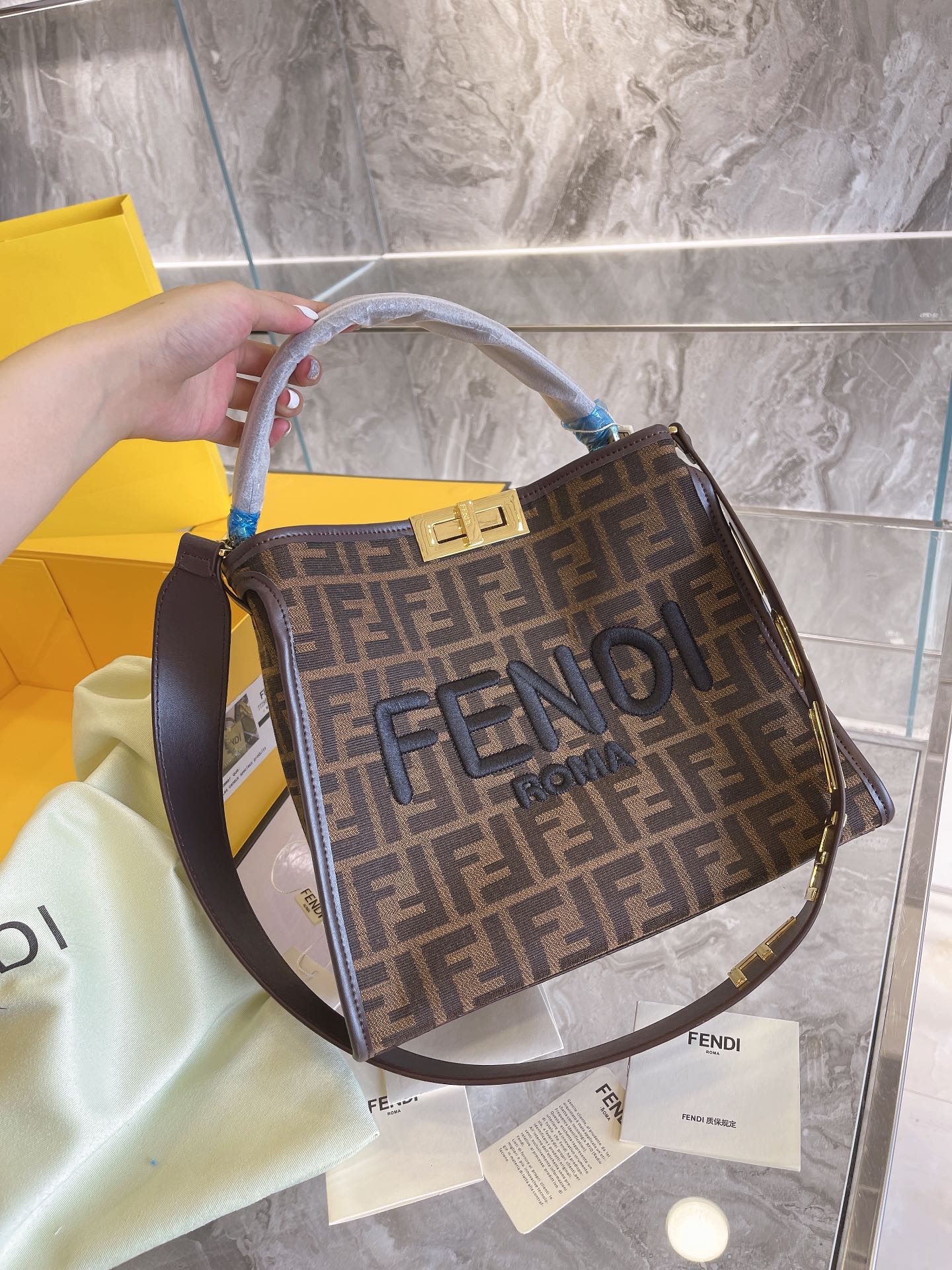 Luxury  Bags Fendi 221
