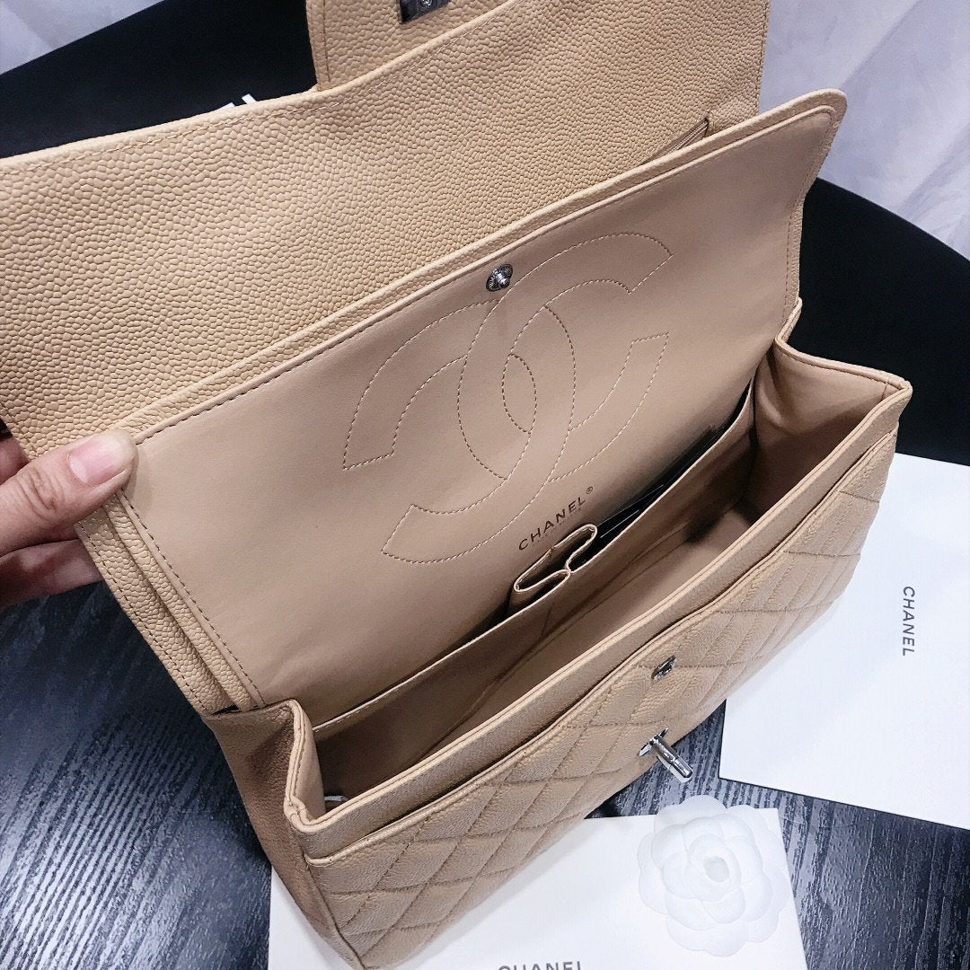 Designer Handbags Chanel 209