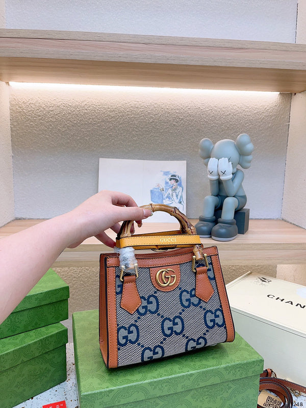 Luxury - Gucci Bags - 114
