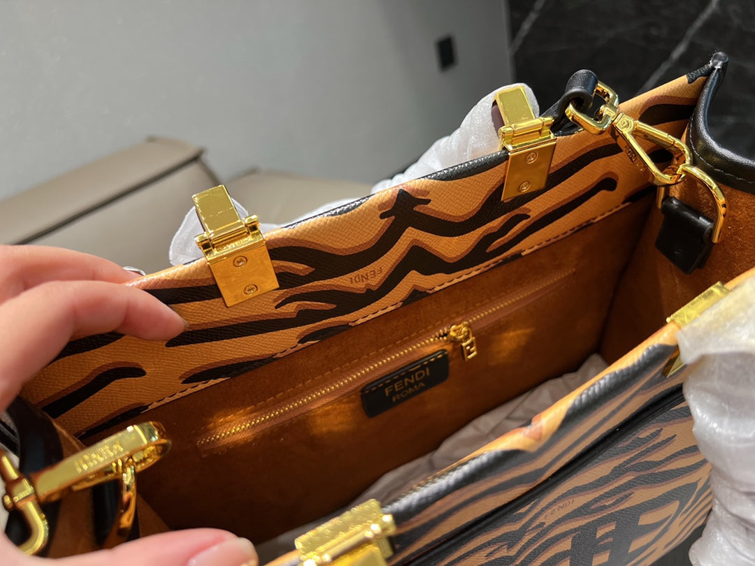 Luxury  Bags Fendi 253