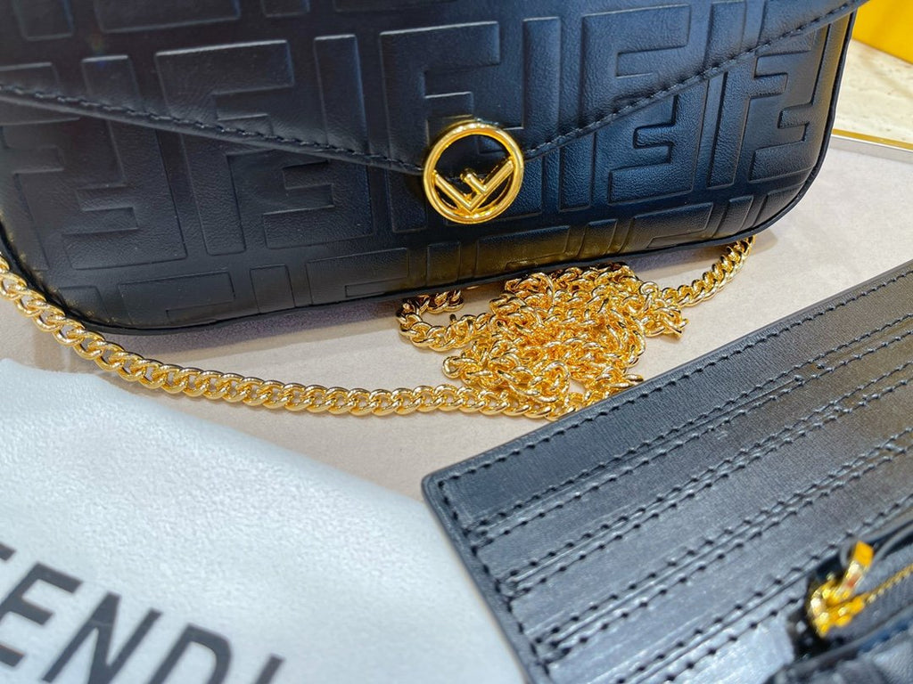 Luxury  Bags Fendi 126