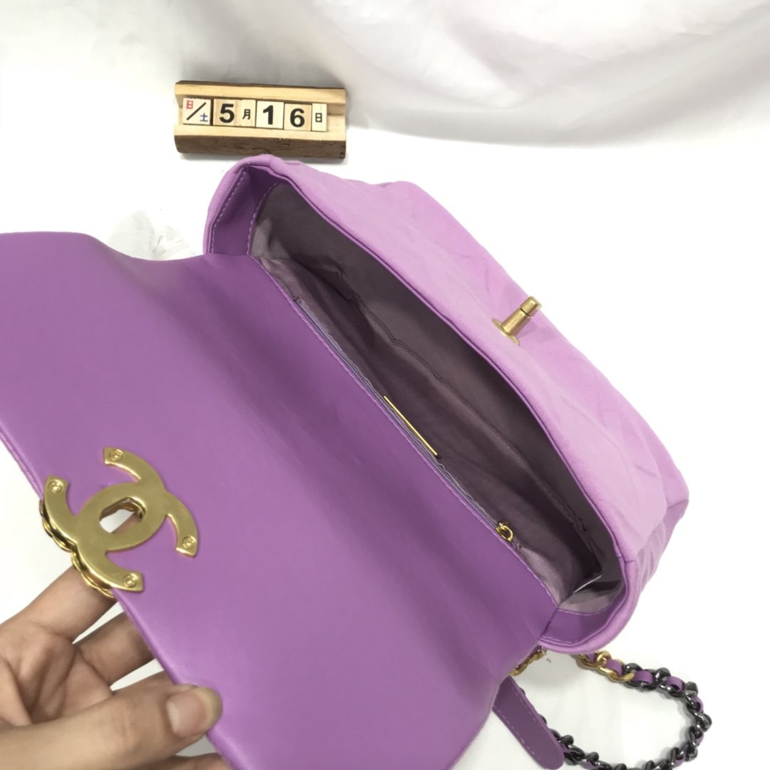 Designer Handbags Chanel 196