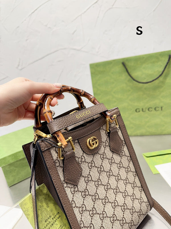 Luxury - Gucci Bags - 176