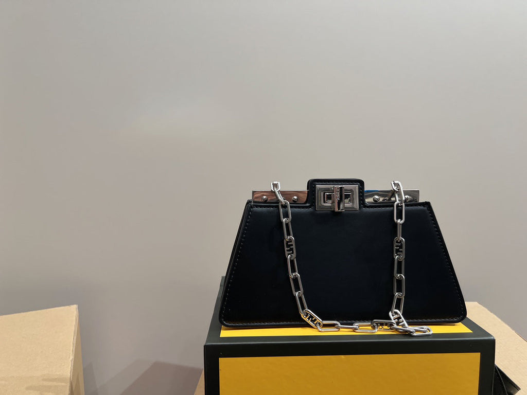 Luxury Bags Fendi 290