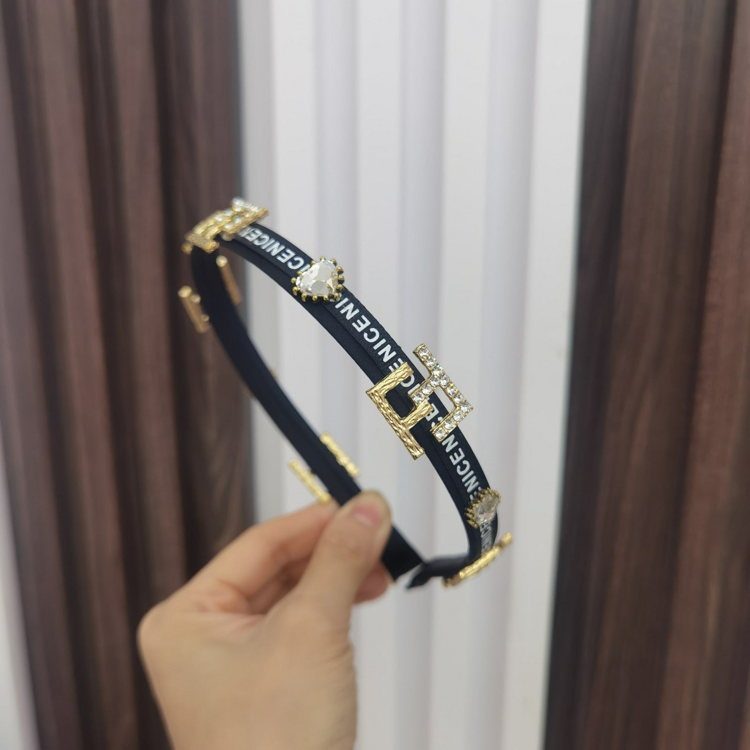 Luxury Hair Band Fendi 041