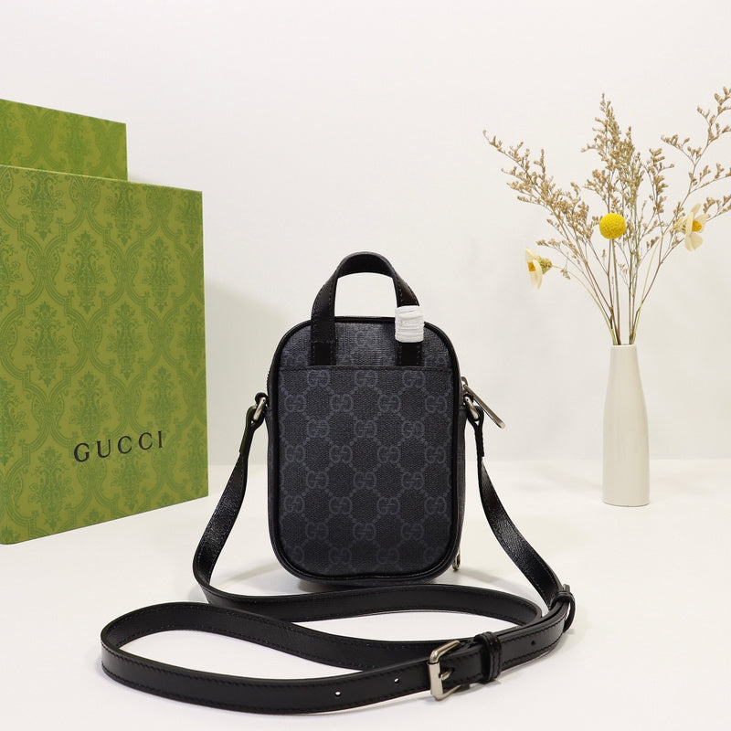 GGG - Bags District - 048