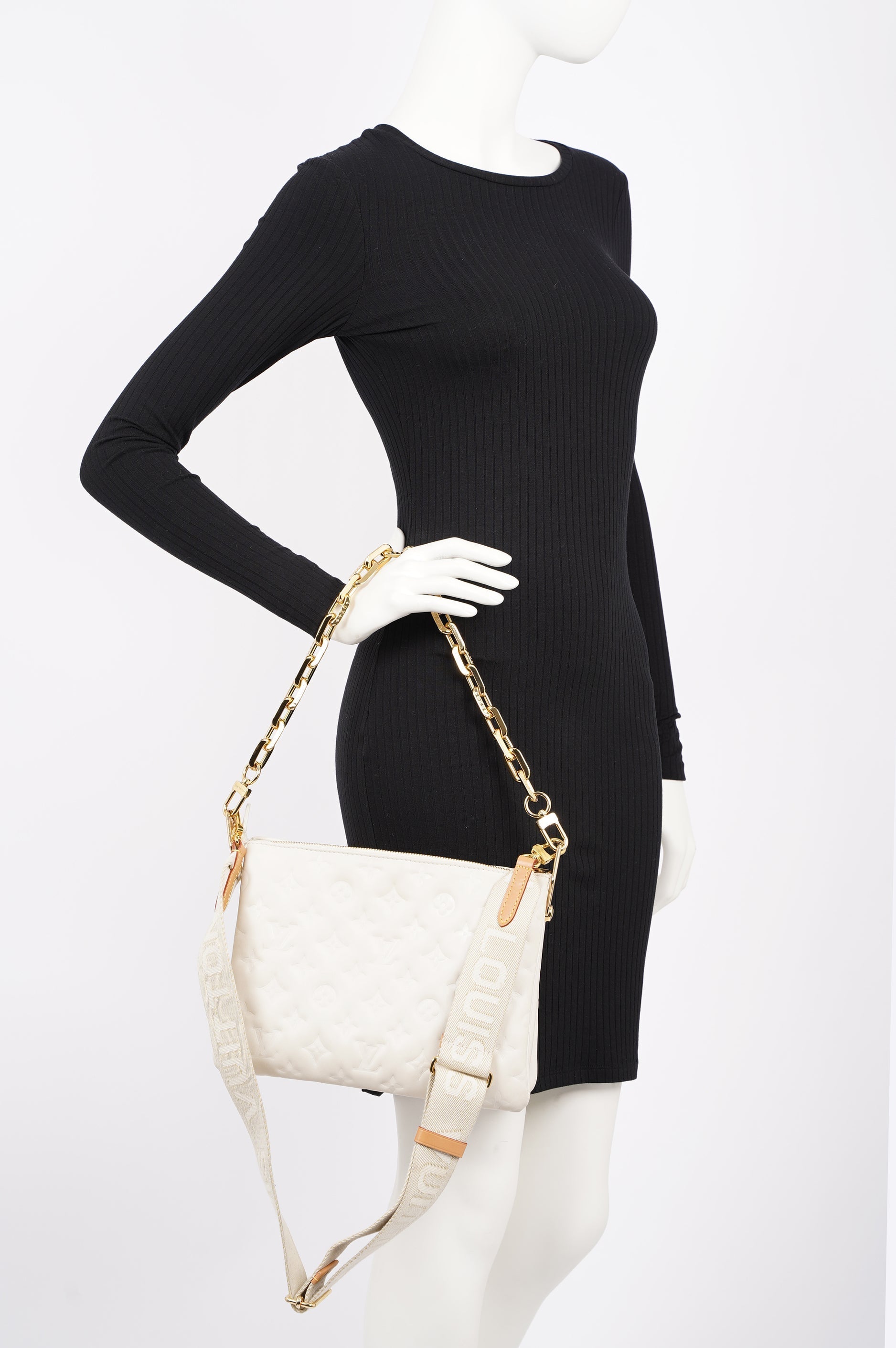 Louis Vuitton Womens Coussin Cream PM