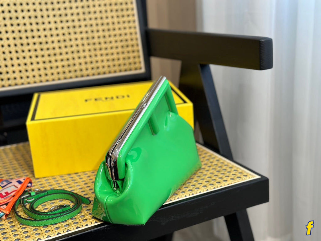 Luxury Bags Fendi 286
