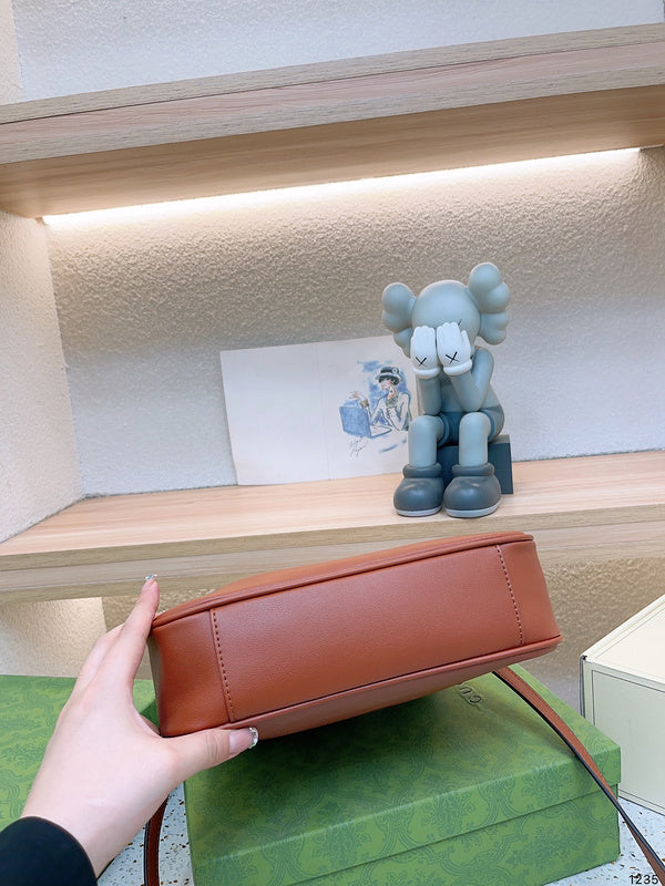 Luxury - Gucci Bags - 135