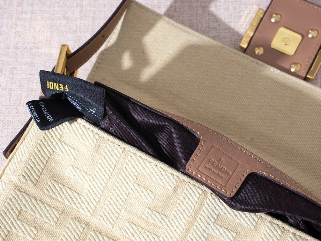 Designer Handbags Fendi 080