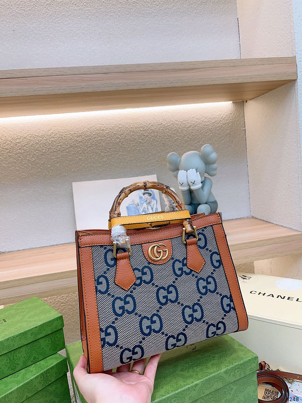 Luxury - Gucci Bags - 114