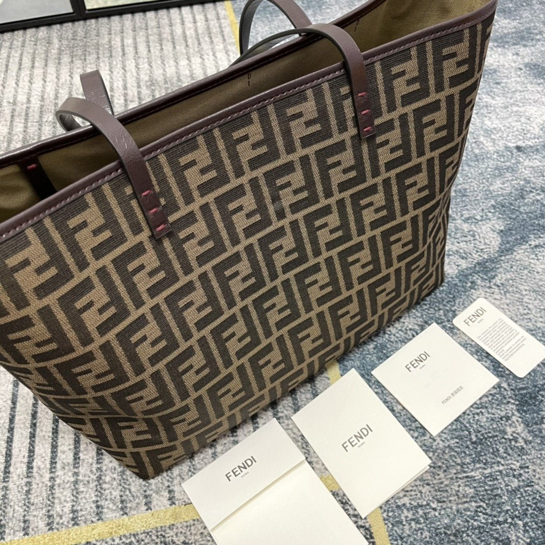 Luxury  Bags Fendi 185