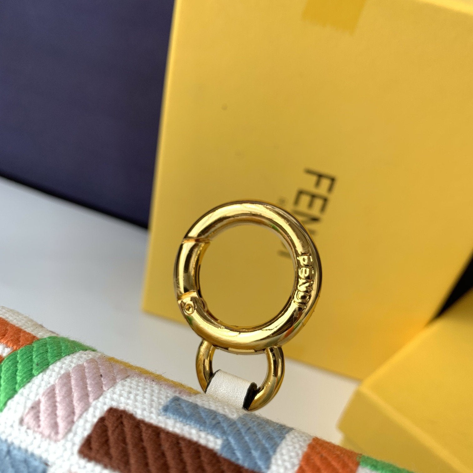 Designer Handbags Fendi 183