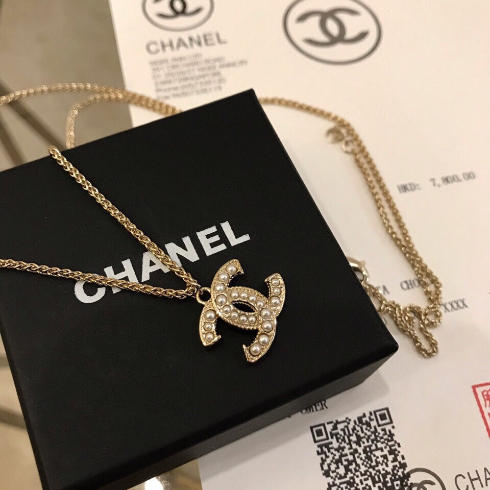 BG - Holiday Necklace chanel024