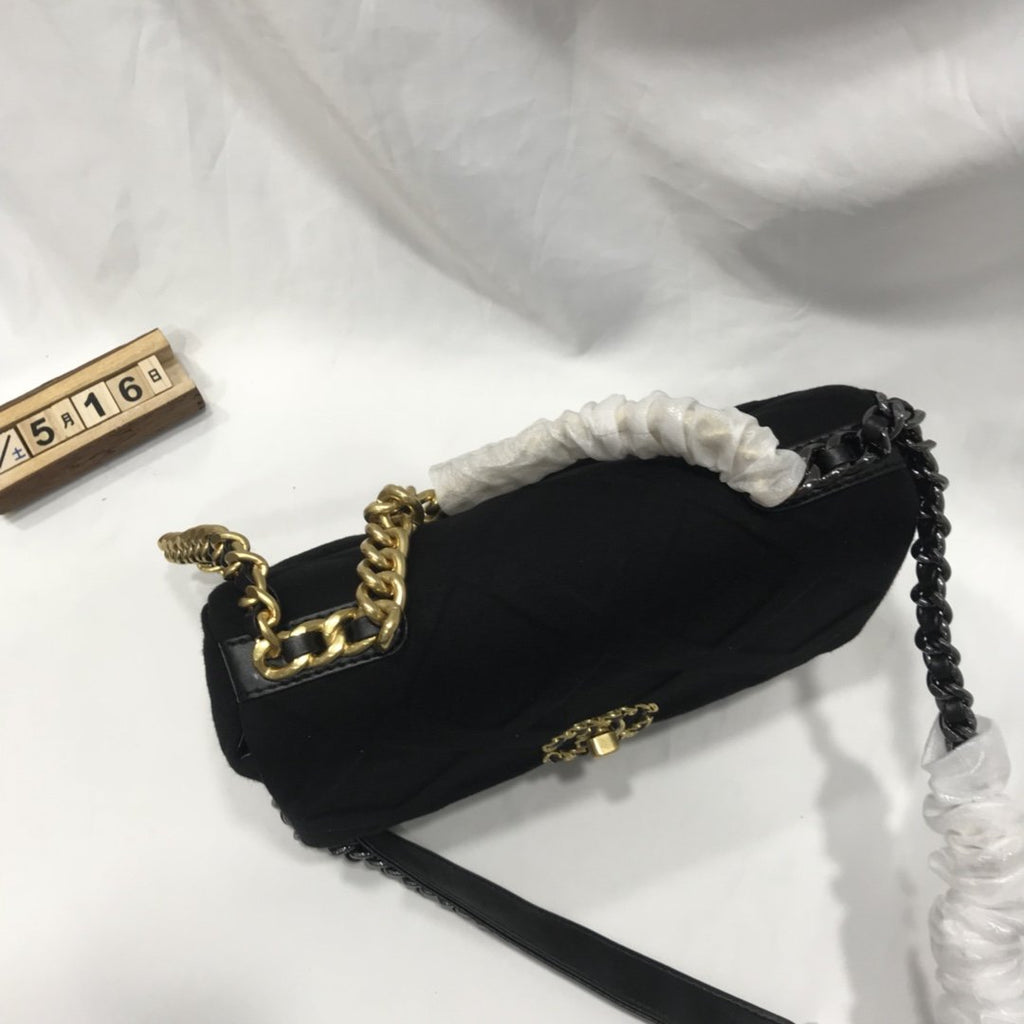 Designer Handbags Chanel 198