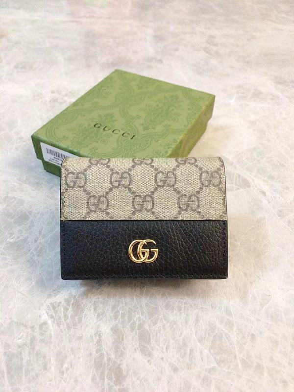 GGG - Bags District - 095