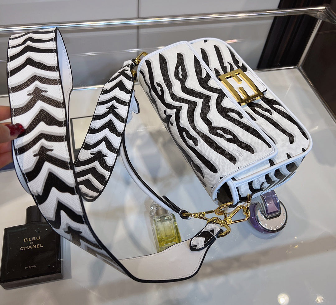 New Arrival Bags Fendi 243