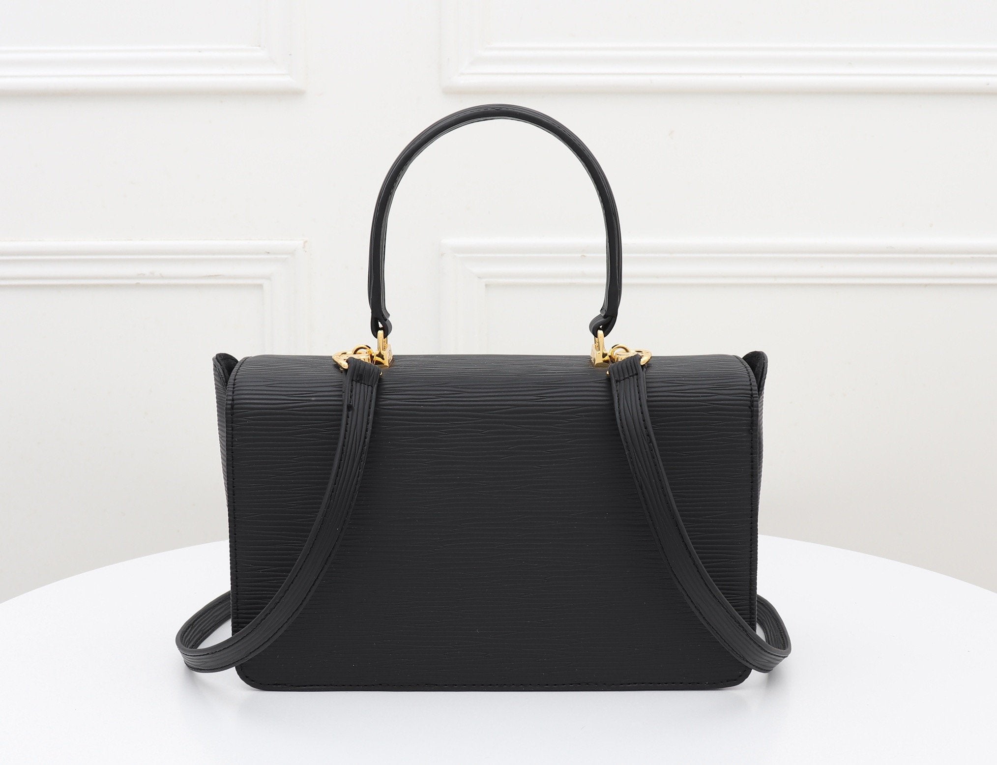 Luxury  Bags Fendi 091