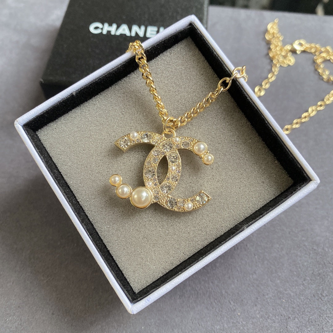BG - Holiday Necklace chanel046