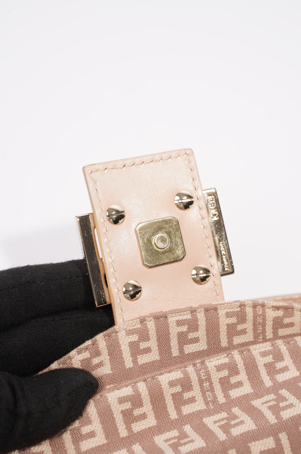 Fendi Zucchino Baguette Dusky Pink Canvas