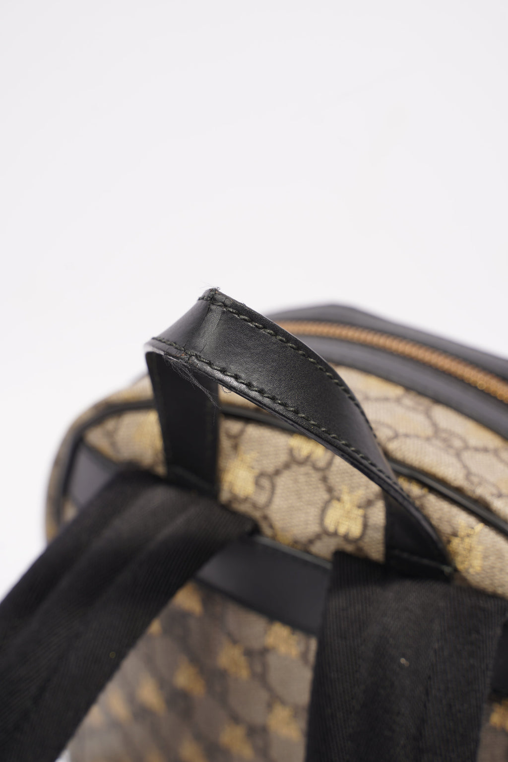 Gucci Bee Backpack Supreme Print / Black Coated Canvas Small