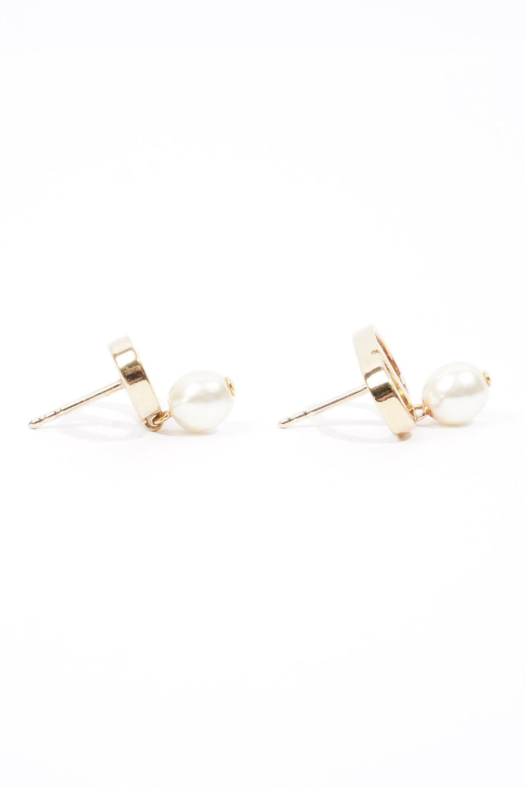Christian Dior Petit CD Earrings Gold / Pearl Base Metal