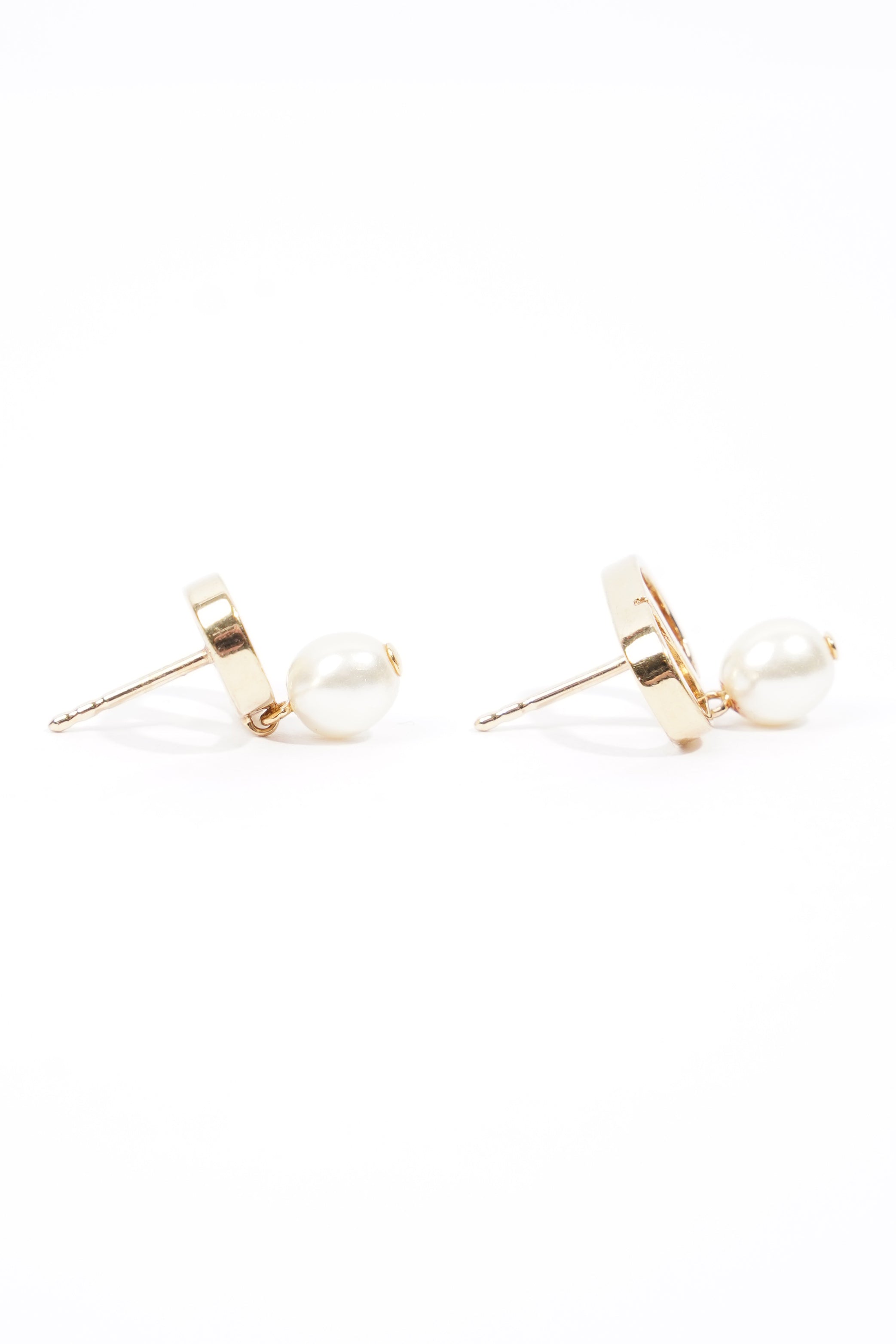 Christian Dior Petit CD Earrings Gold / Pearl Base Metal