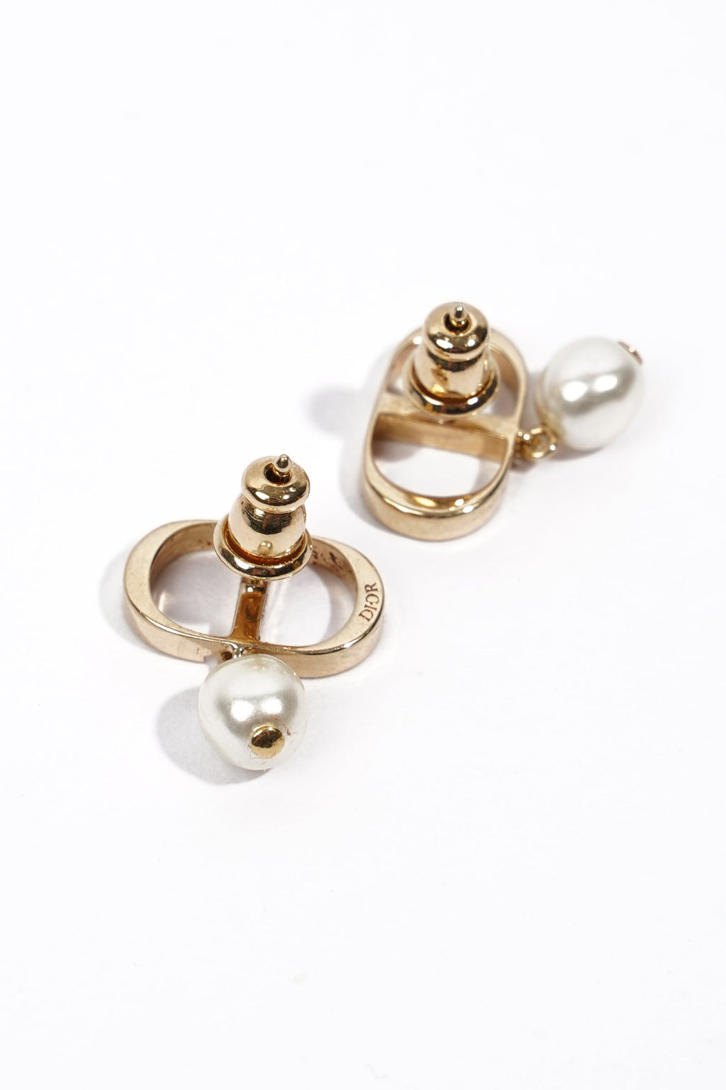 Christian Dior Petit CD Earrings Gold / Pearl Base Metal