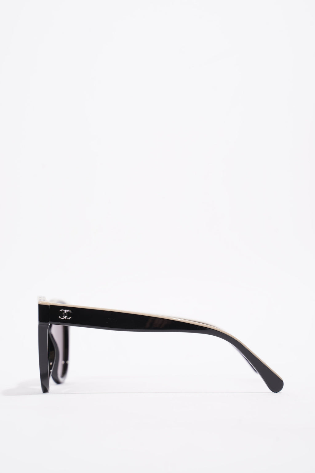 Chanel 5414 Sunglasses Black / Beige Acetate 140mm