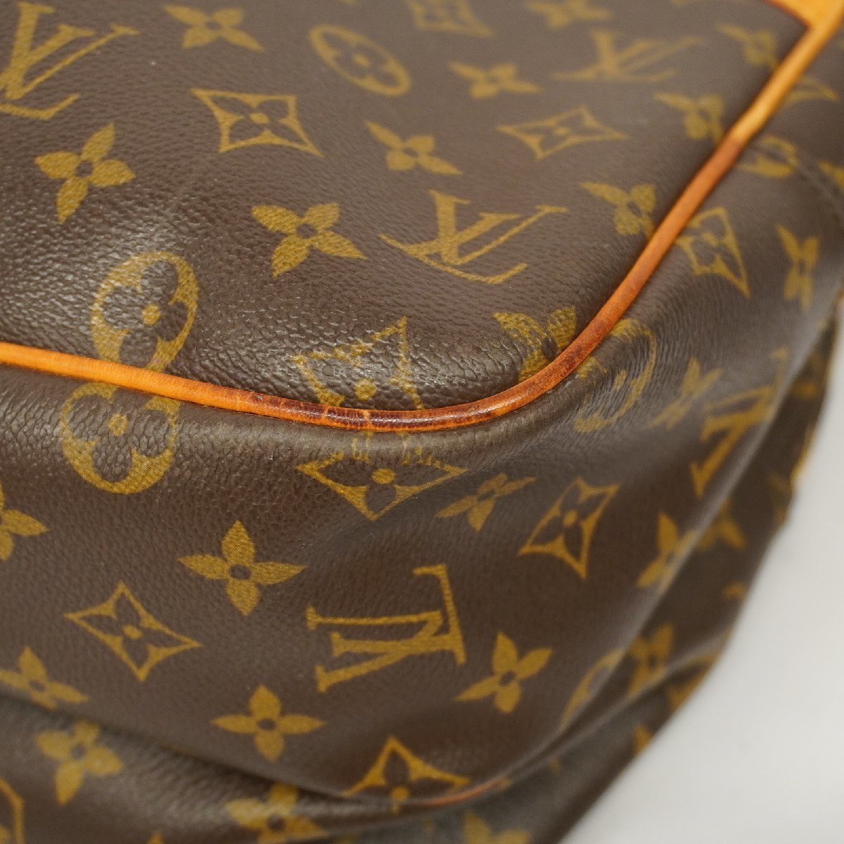 Louis Vuitton Reporter GM Shoulder Bag M45252