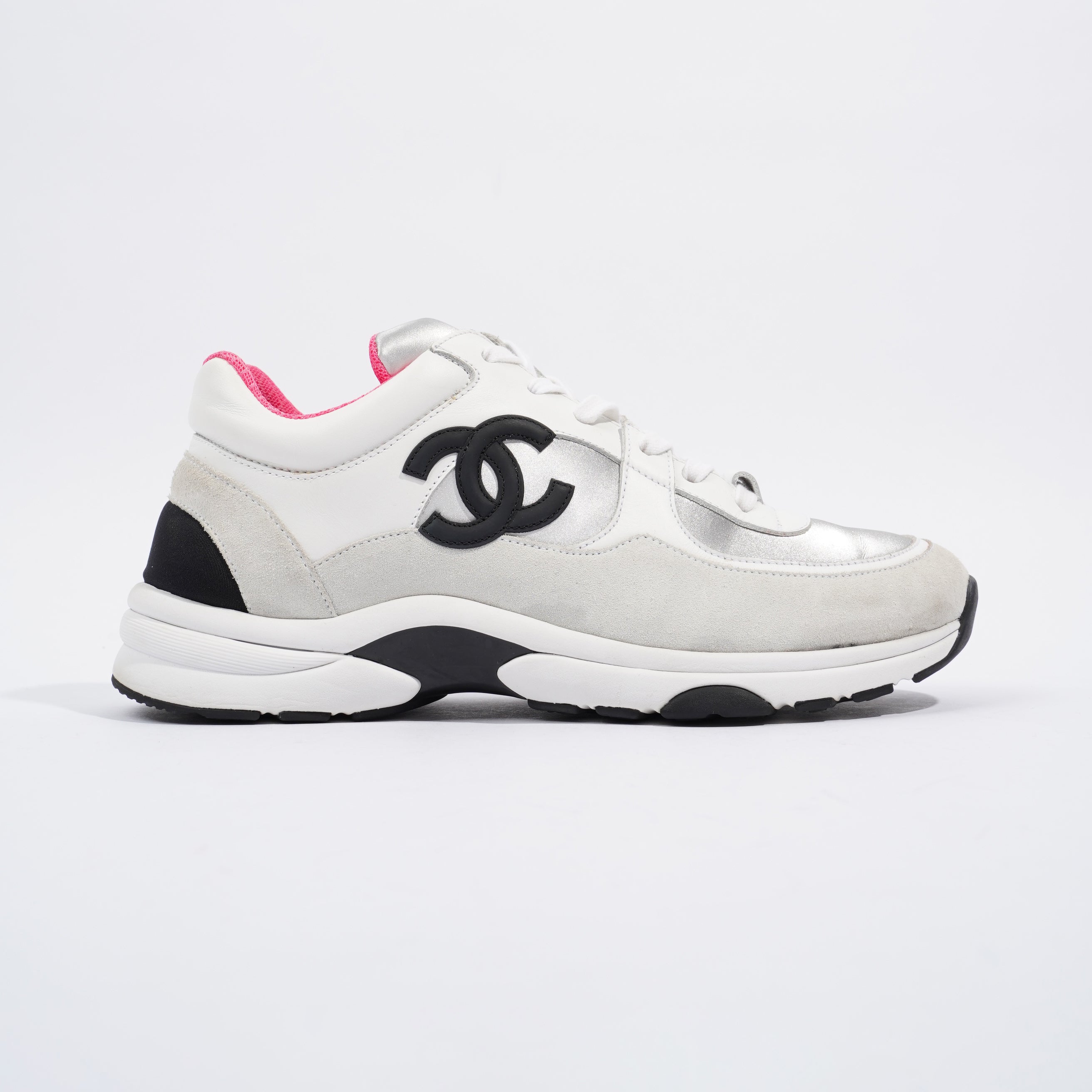 Chanel CC Logo Sneaker White / Silver / Black Suede EU 38.5 UK 5.5
