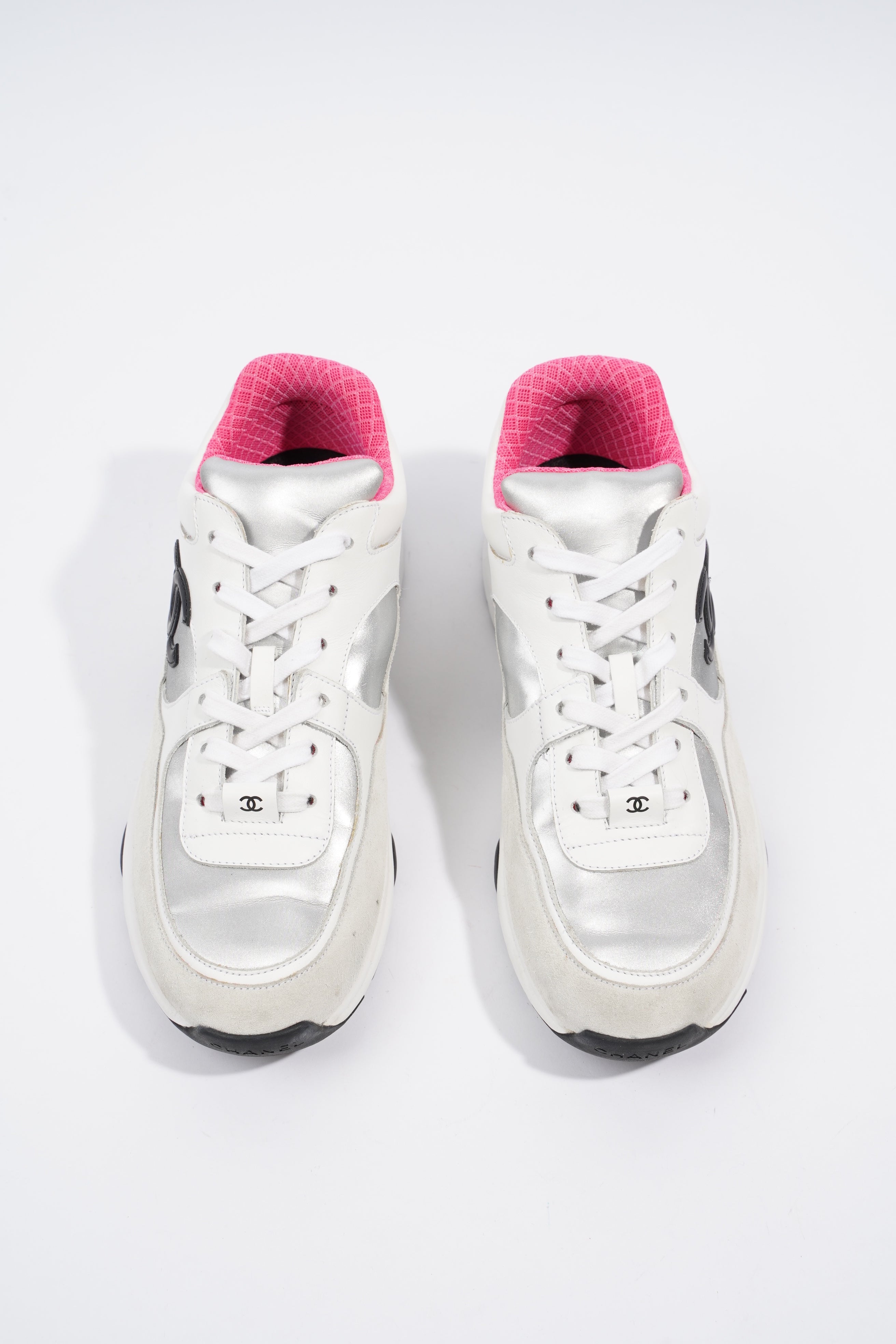Chanel CC Logo Sneaker White / Silver / Black Suede EU 38.5 UK 5.5