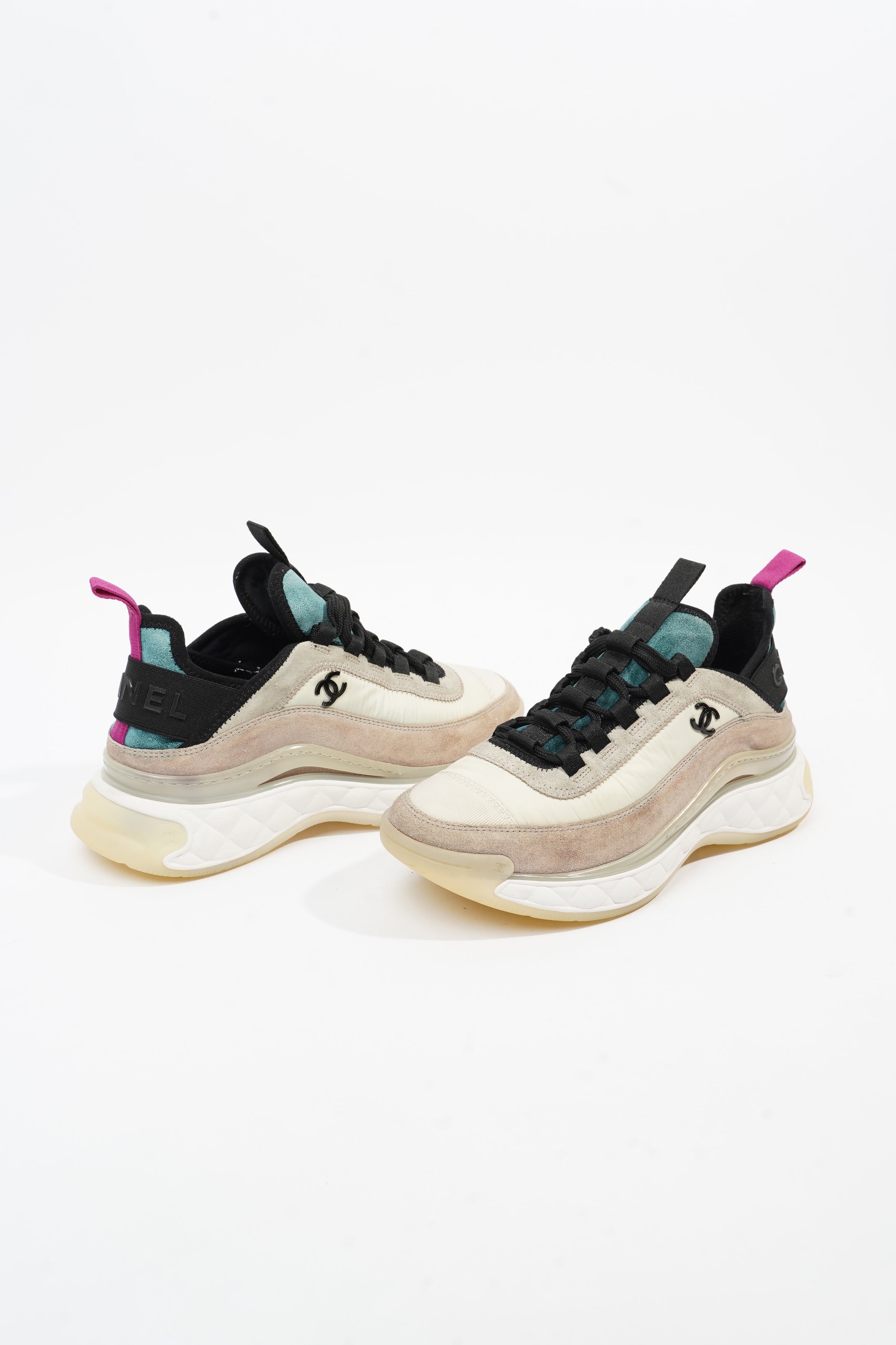 Chanel CC Logo Sneaker White / Beige Suede EU 37 UK 4