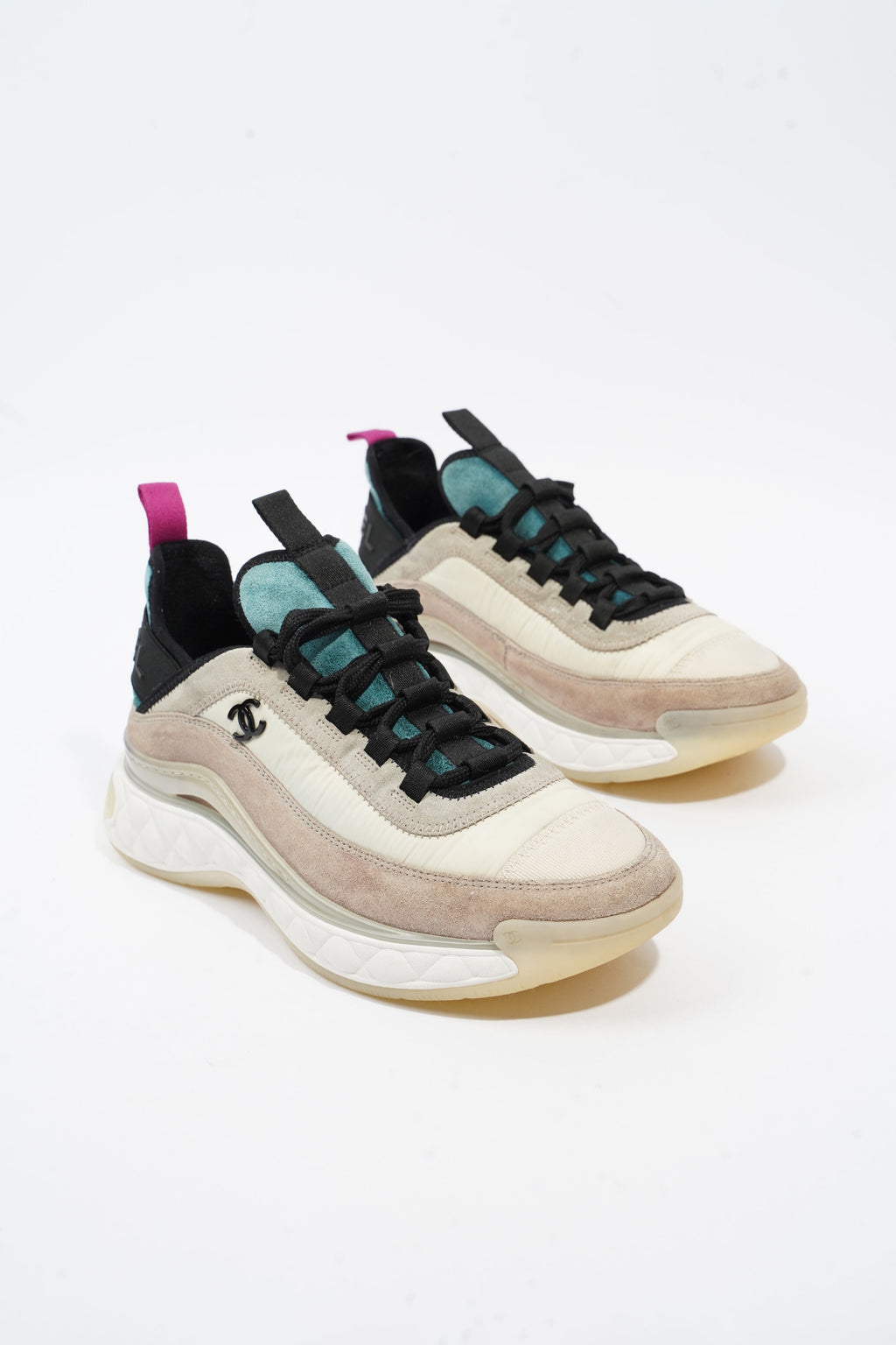 Chanel CC Logo Sneaker White / Beige Suede EU 37 UK 4
