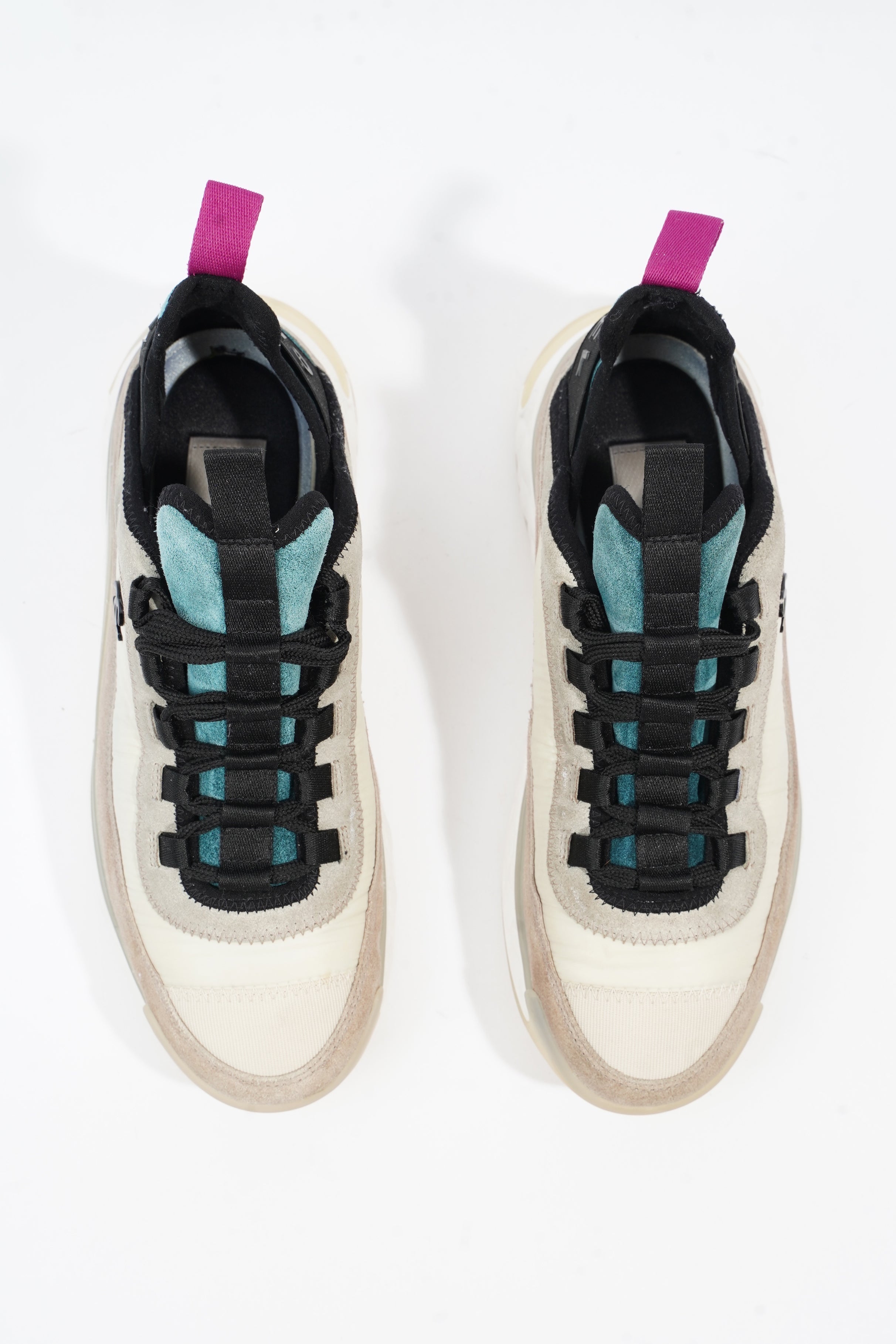 Chanel CC Logo Sneaker White / Beige Suede EU 37 UK 4