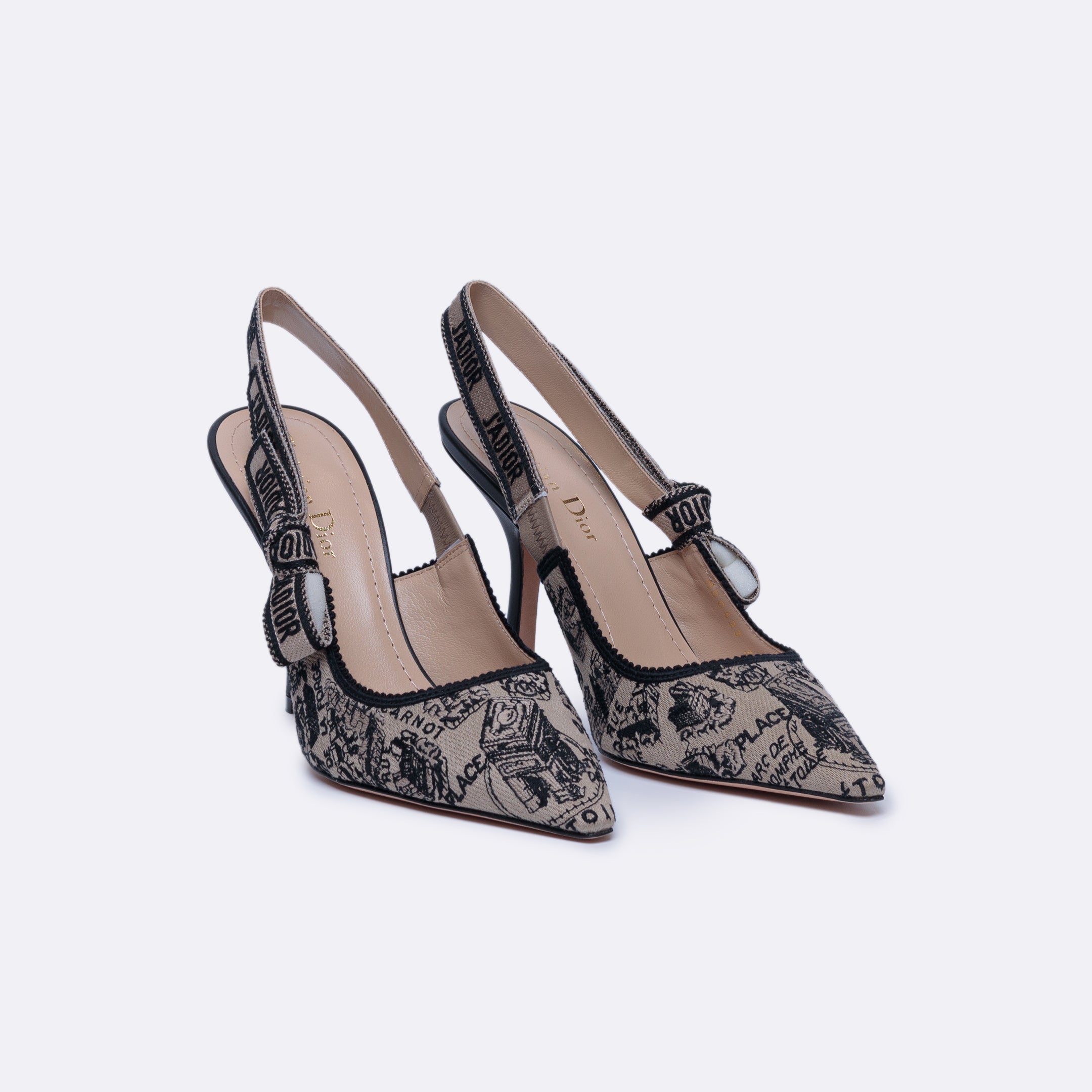 CHRISTIAN DIOR Pumps
