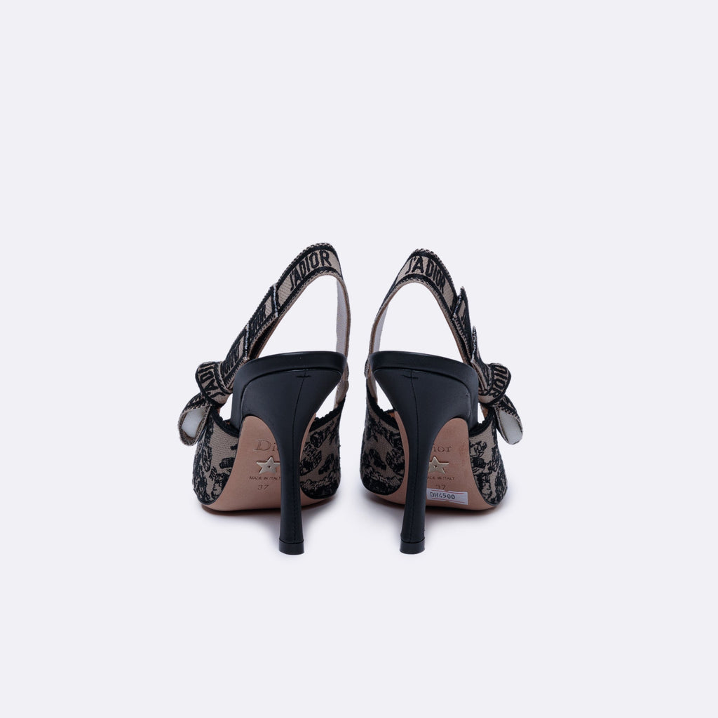 CHRISTIAN DIOR Pumps